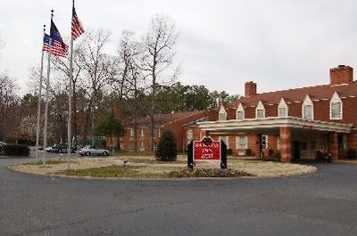 Ramada Inn 1776 Williamsburg Exterior photo